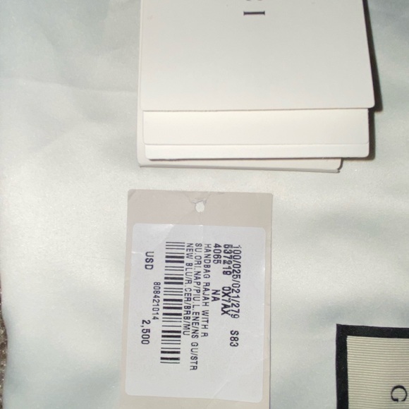 Authentic Gucci Rajah - Picture 4 of 6